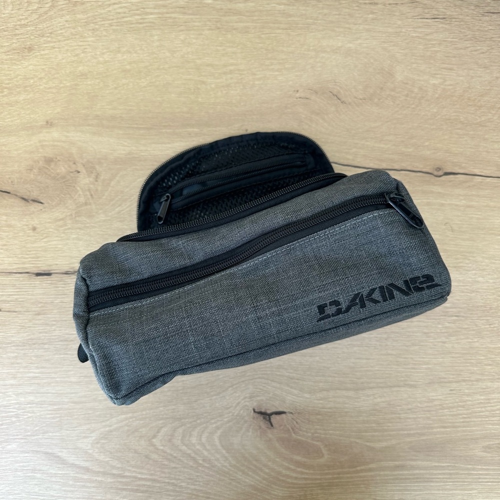 Dakine Black Toiletry Bag